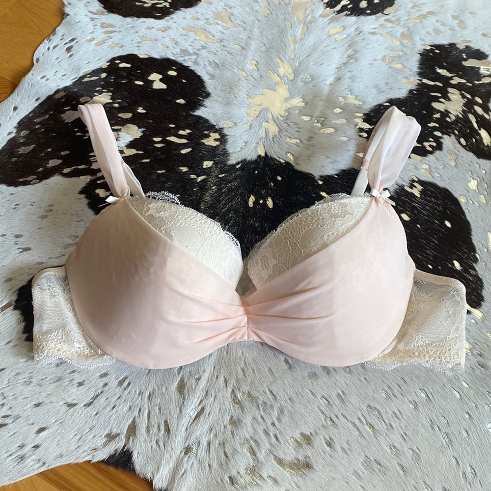 Like new! Adore Me bra